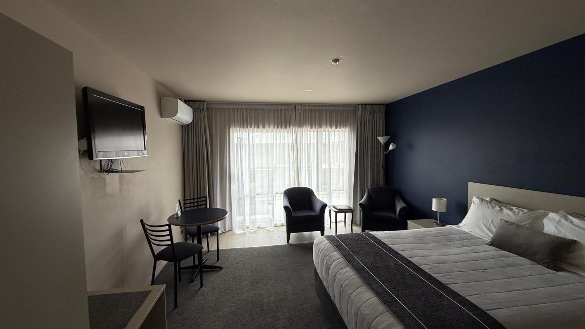 The Suites Ashburton Exterior foto